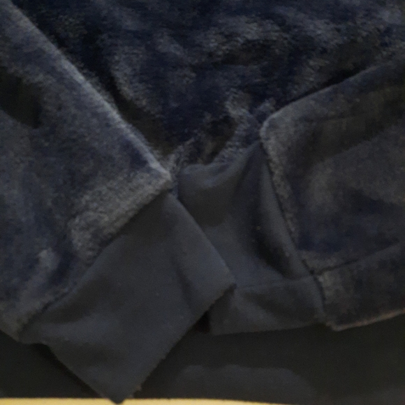 Disney Lilo & Stitch sweatshirt - Picture 3 of 7